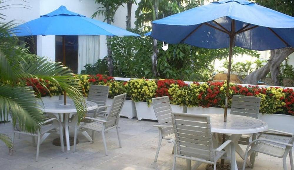 Hotel Acapulco Malibu Exterior photo